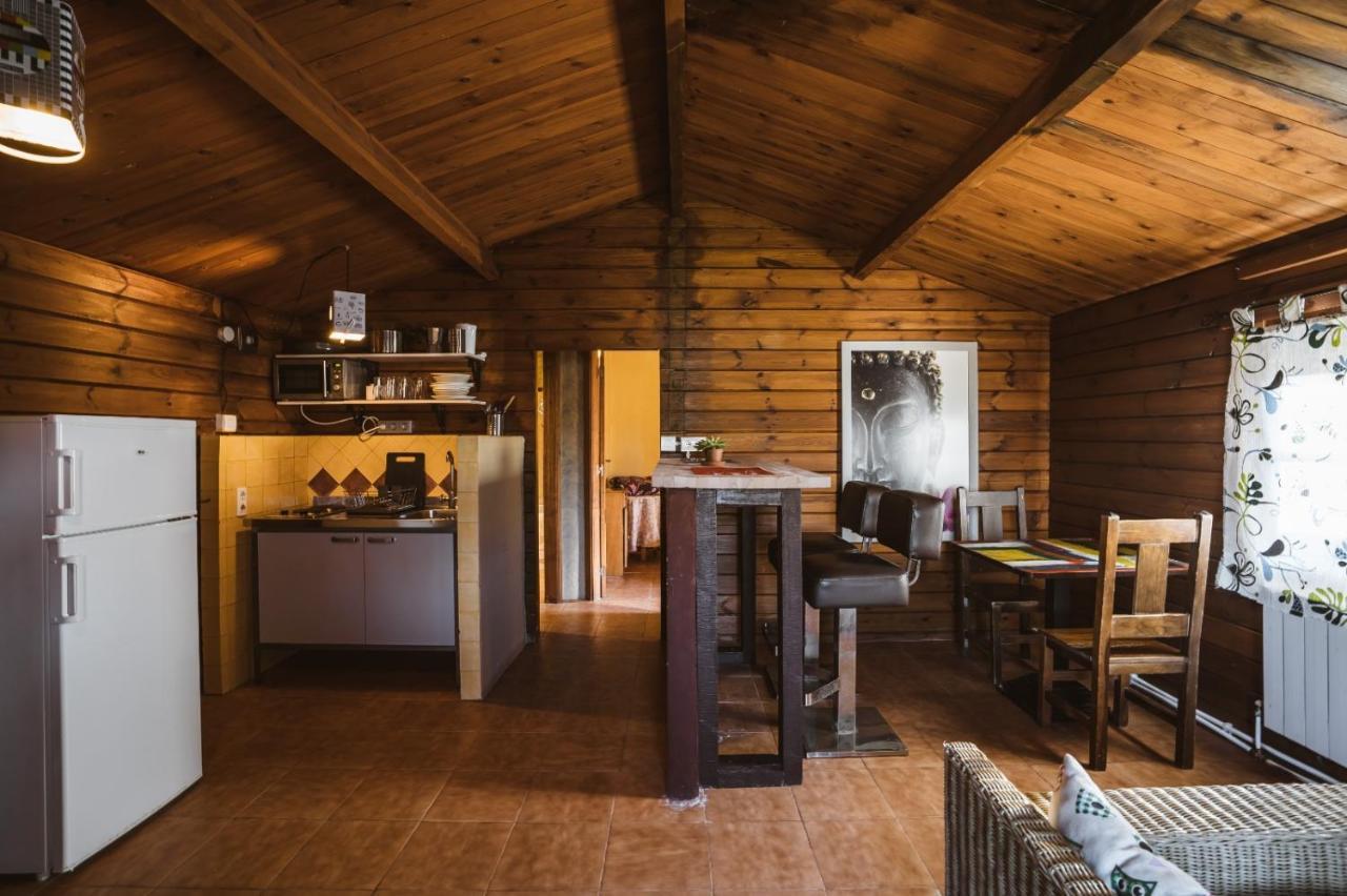 Fuente Del Lobo Glamping & Bungalows - Adults Only Pinos Genil Kültér fotó