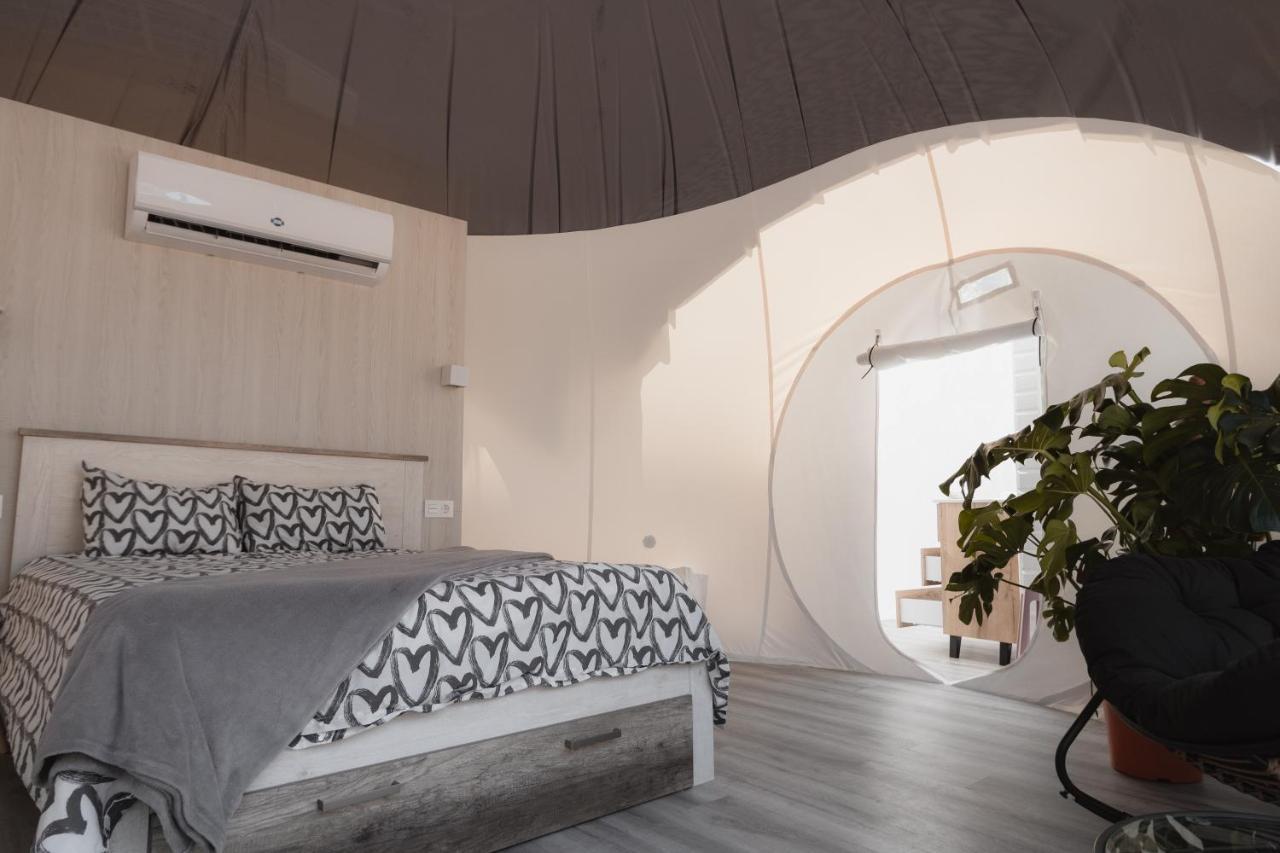 Fuente Del Lobo Glamping & Bungalows - Adults Only Pinos Genil Kültér fotó