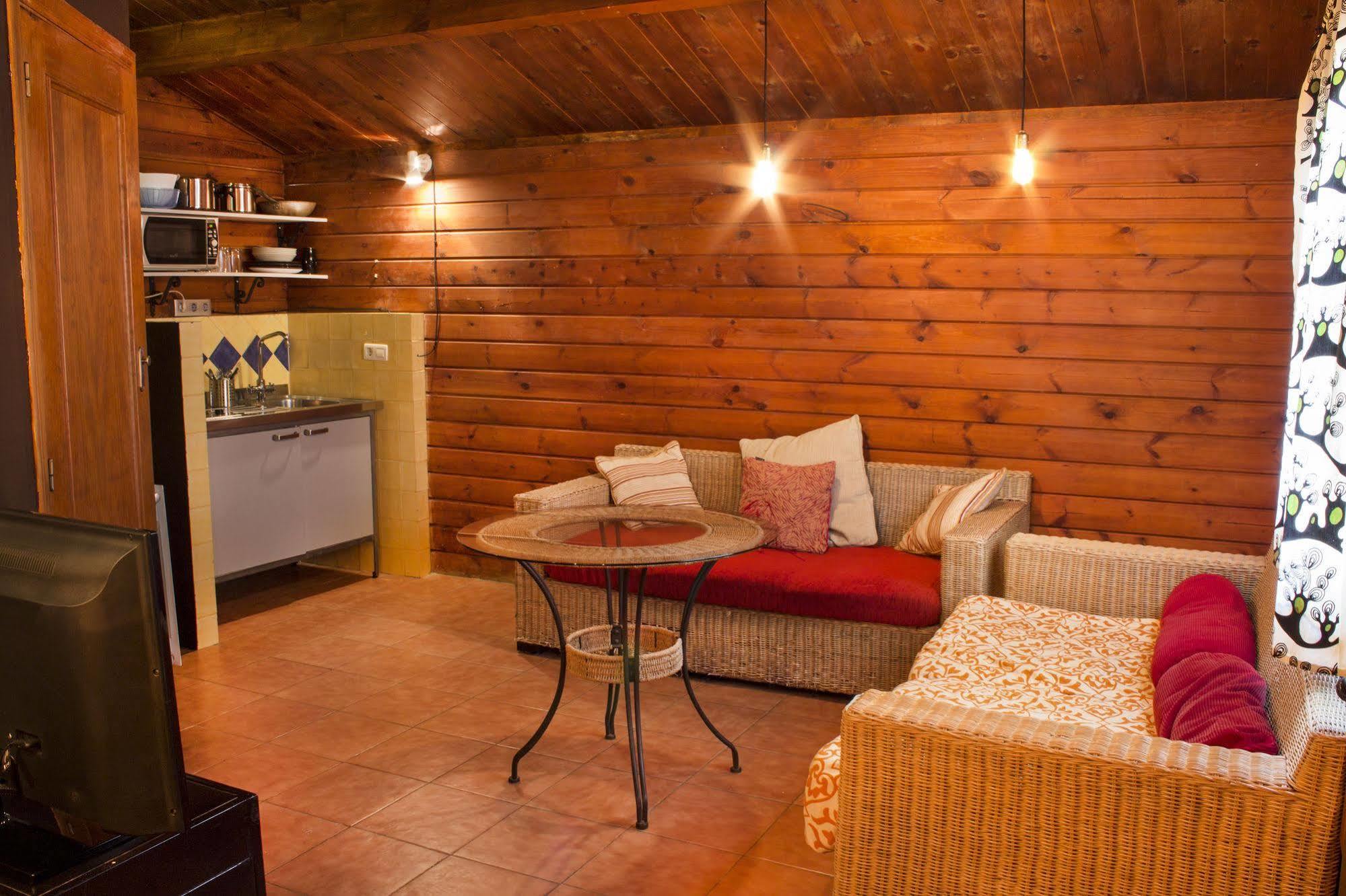 Fuente Del Lobo Glamping & Bungalows - Adults Only Pinos Genil Kültér fotó